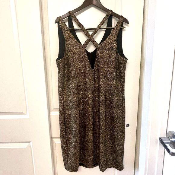 NWT City Chic Metallic Glam Gold Black Vneck Split Strap Cross Back Dress M/18W - Picture 3 of 11